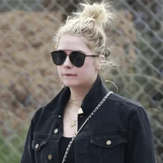 Benzo ☁️♡ whatsapp stickers