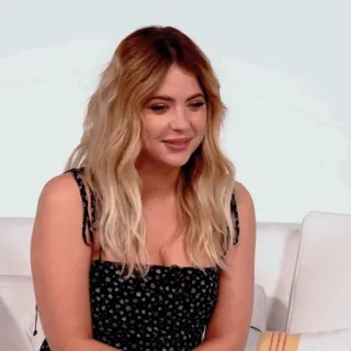 🌔 3ca33ac6 woman, blonde hair, dress, portrait, person, actress whatsapp sticker