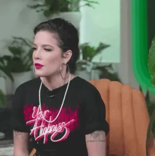 🕊 2be51024 Your Highness Person, Frau, Halsey, Promi, Sängerin, Eure Hoheit whatsapp sticker