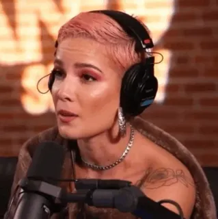 🕊 e27cc6d3 Halsey Sänger, Musiker, Porträt, Promi, Frau whatsapp sticker