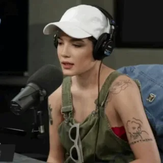 💧 0a4fd8d5 Halsey halsey, penyanyi, musisi, wawancara, potret, selebriti whatsapp sticker