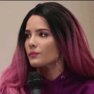 🔌 9f12766c Halsey penyanyi, musisi, potret, selebriti, rambut merah muda, bintang pop whatsapp sticker