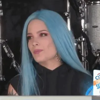 🔌 b4732a7f Halsey penyanyi, musisi, rambut biru, selebriti, wanita whatsapp sticker
