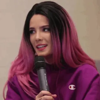 🔌 c6ce28d0 Halsey penyanyi, musisi, rambut merah muda, sweater ungu whatsapp sticker