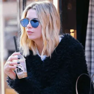 🍓 a6656c80 THE JUICE juice, drink, woman, sunglasses, cafe telegram sticker