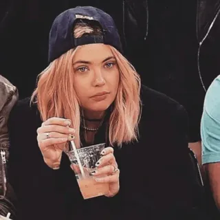 🍓 c4830f28 telegram sticker