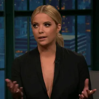 🎬 1ef45f94 person, woman, actress, portrait telegram sticker