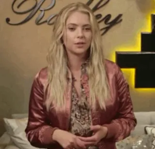 ⚡️ 83b12a57 女性, ブロンド, ポートレート, 人 telegram sticker