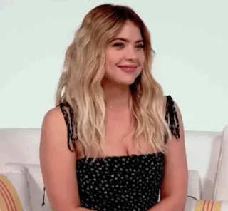 💫 863256d0 女性, 人, ブロンド, 女優, 笑顔 telegram sticker