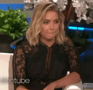 ✨ b47cd53b ellentube ellentube, 女性, 有名人, ブロンド, テレビ telegram sticker