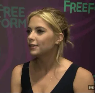 🌙 e796dcc3 Ashley Benson 女優, ポートレイト, ブロンド, 有名人, 女性 telegram sticker