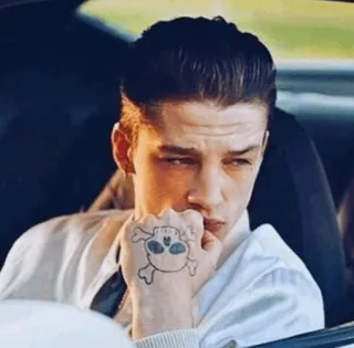 💲 194b8967 man, car, portrait, skull, tattoo, casual telegram sticker