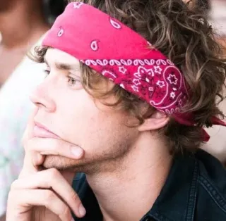 🍥 71f36a1b homem, bandana, retrato, tiara, pessoa telegram sticker