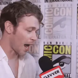 😡 cb21c623 Comic Con International Comic Con, мероприятие, интервью, микрофон telegram sticker