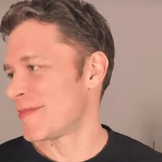 ☺️ e9d99cdf telegram sticker