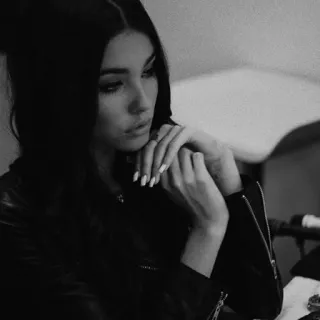 🚩 4a9d0194 女性, ポートレート, 人物, 白黒, ファッション, モデル telegram sticker