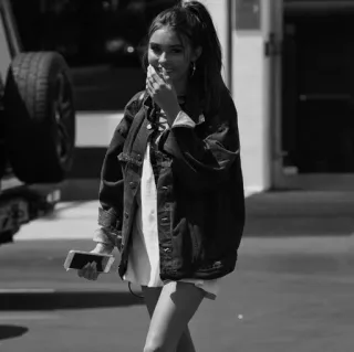 🥀 93571f38 女性, カジュアルウェア, ストリートスタイル, デニムジャケット telegram sticker