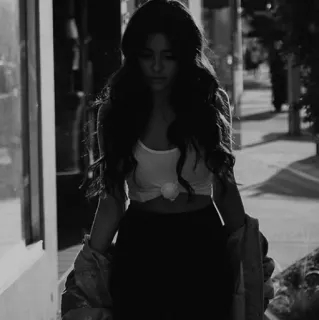 🥢 93a961bd 女性, ポートレート, 白黒, ファッション, 大人 telegram sticker