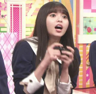 😱 0c26929a 女人, 游戏玩家, 电子游戏, 控制器, 玩游戏, 惊讶 telegram sticker