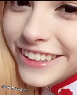 🥰 66c244a0 @weebtaverna หน้า, ผู้หญิง, ยิ้ม telegram sticker