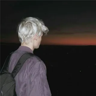 😔 00fb87e8 pessoa, pôr do sol, noite, mochila, céu, silhueta telegram sticker