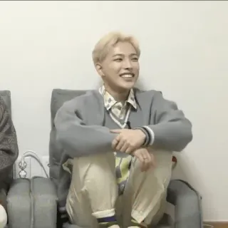 🐥 4072f456 whatsapp sticker