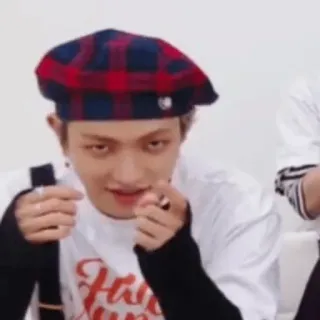 🐥 d846f50f Fanfare 男人, 贝雷帽, kpop whatsapp sticker