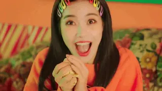 🍊 66f45329 woman, portrait, asian, smile, happy, cheerful whatsapp sticker