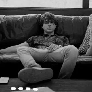 😐 271918d8 telegram sticker