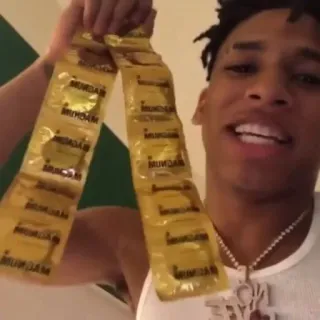💫 5d04536d preservativi, sesso sicuro, rapper, NLE Choppa, contraccezione, protezione telegram sticker
