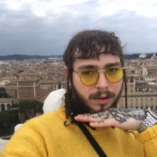 🕯 1284c796 Post Malone Post Malone, Muzikant, Beroemdheid, Zanger, Rapper, Gele bril, Tatoeages, Muziek telegram sticker