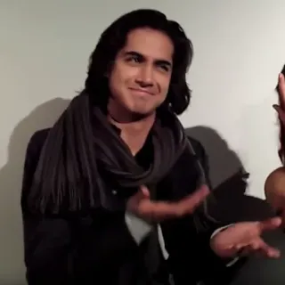 🌶 9f7c49e5 男人, 人, 围巾, 表情, 肖像 telegram sticker