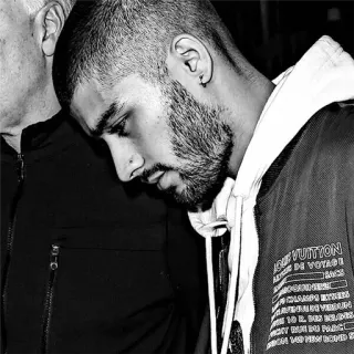 ▪️ 52ececba LOUIS VUITTON moda, marca de lujo, ropa, Louis Vuitton, chaqueta telegram sticker