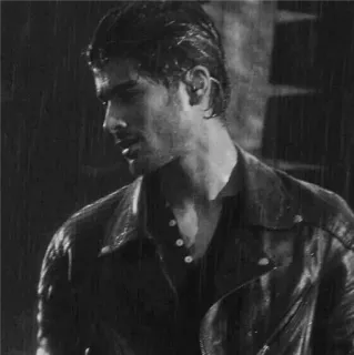 ▪️ c69c9ee3 hombre, chaqueta de cuero, lluvia, retrato, blanco y negro, masculino telegram sticker