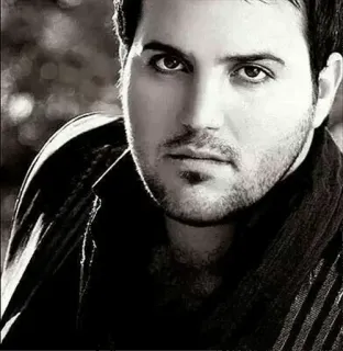 👤 021e3cbb uomo, ritratto, bianco e nero, persona, primo piano, maschio telegram sticker