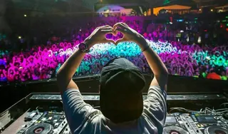 ❤ 440fc612 DJ, Música, Público, Amor, Entretenimento, Concerto telegram sticker