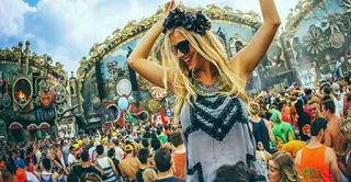 💃 fac4cd7b festival, multidão, festa, música, mulher, celebração telegram sticker