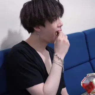 🧩 4d9a2095 telegram sticker