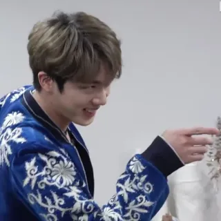 🧩 77a14cc1 telegram sticker