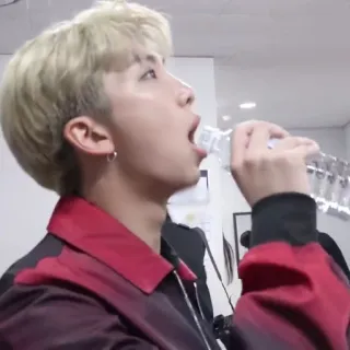 🧩 a92447ec person, drinking, water, blond hair, male telegram sticker