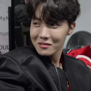 🧩 dde10df5 J-Hope J-Hope, BTS, K-Pop, singer, performer, celebrity telegram sticker