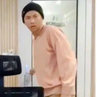 🧩 f8d9bf8d telegram sticker