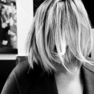 🍼 e53dc368 vrouw, haar, portret, persoon, binnen telegram sticker