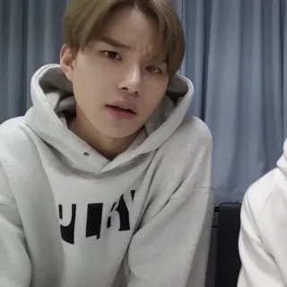 😒 4591718a WHY บุคคล, เสื้อสเวตเตอร์, ภาพบุคคล, ลำลอง, คำถาม telegram sticker