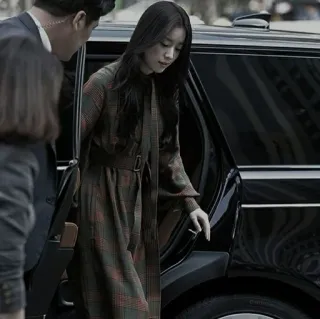 🌚 c3a99918 woman, car, dress, security telegram sticker