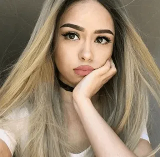 ✖️ 74875c49 ผู้หญิง, ภาพเหมือน, ความงาม, ผมบลอนด์, เด็กผู้หญิง, แต่งหน้า telegram sticker