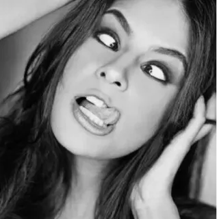 ✖️ b33f85d7 ผู้หญิง, ลิ้น, หน้า, สีหน้า, ดวงตา, ภาพเหมือน telegram sticker