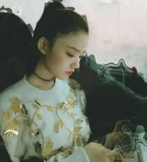 💮 c9413b82 femme, portrait, féminin, personne, visage, fille whatsapp sticker