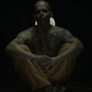 🔥 dc34b80d prison, prisonnier, tatouage, homme, assis telegram sticker