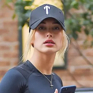 - Hailey Baldwin | @BloodyCherry 🛒 telegram stickers